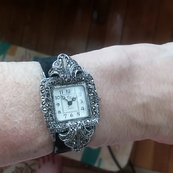 CENERE Marcasite quartz watch - Picture 2 of 3